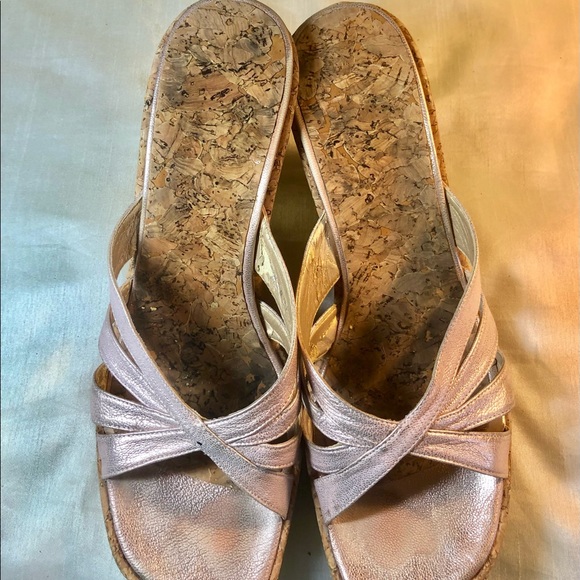 Shoes - Picture 5 of 10